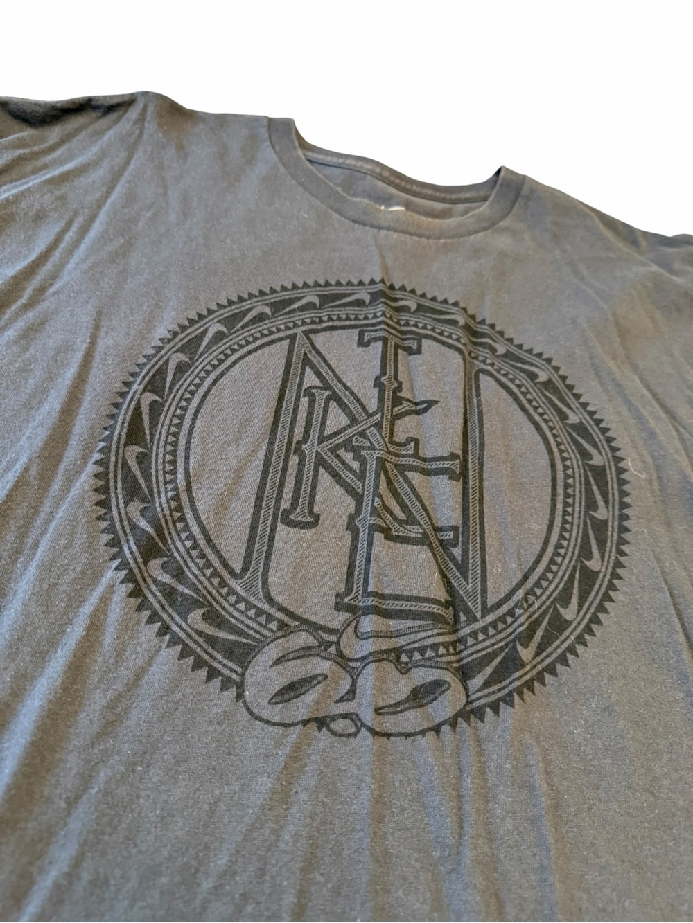 Vintage Nike 6.0 Circular Emblem Art Design Black T Shirt Size XL‎ Collectible